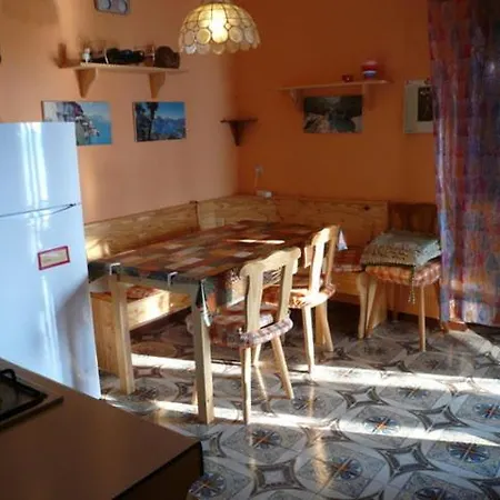 Διαμέρισμα Amarys 2 *
